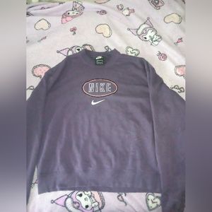Oversized nike crew neck sweatshirt